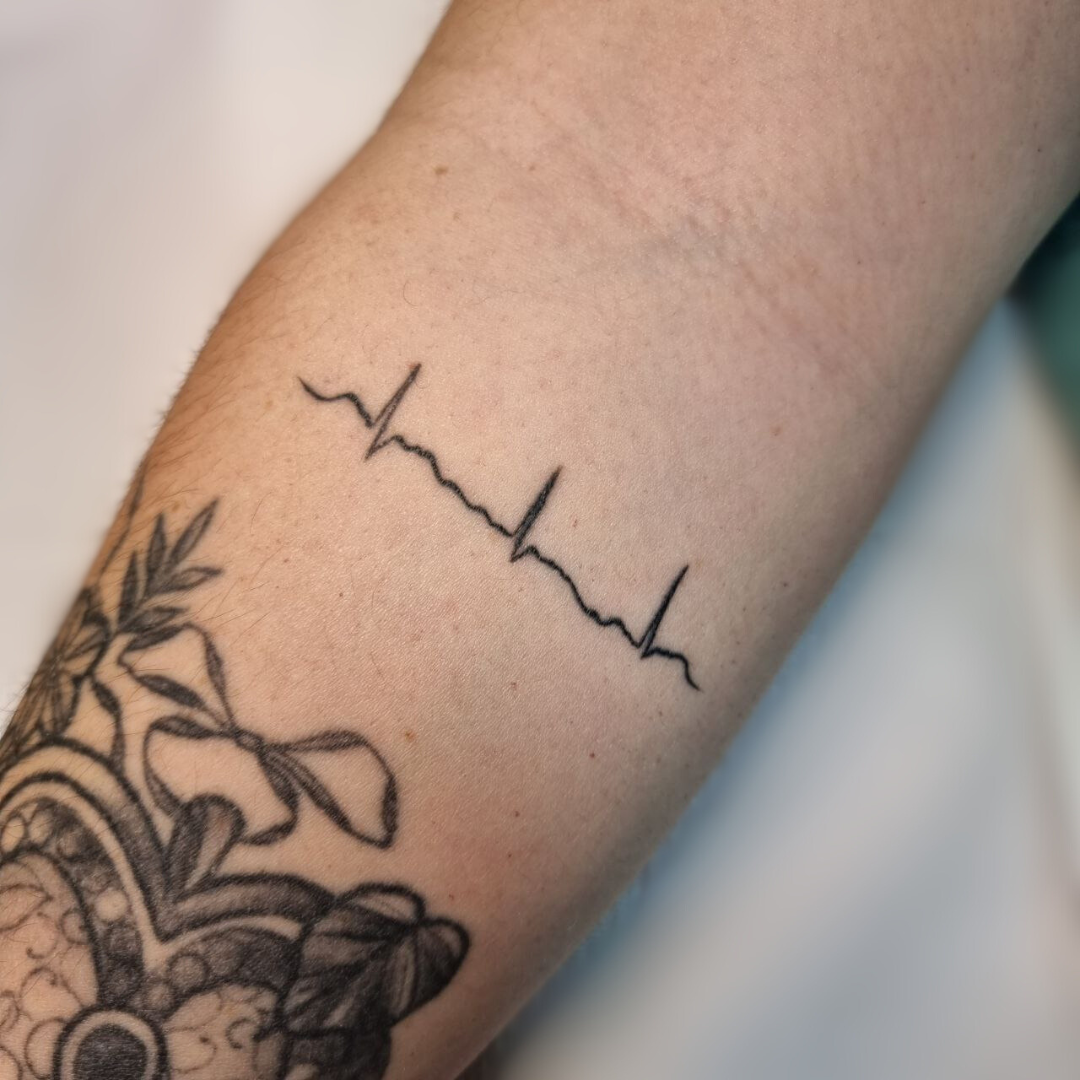 Fine line tattoos Subiaco featuring elegant and detailed designs created by professional tattoo artists.